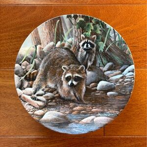 The Raccoon Collector Plate Kevin Daniel Friends Of The Forest 1987 Knowles 375A